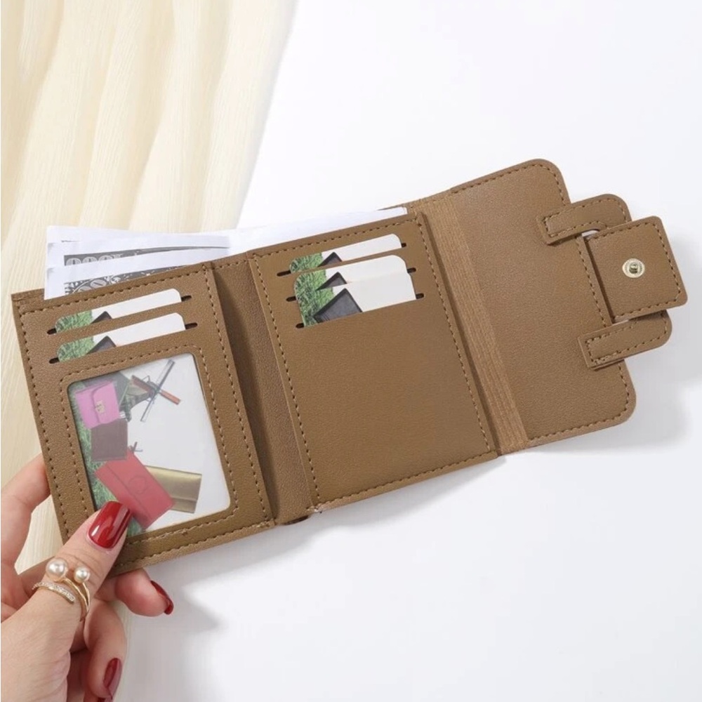 ⚠️Clearance Apricot Tri Fold Wallet / Cardholder - Picture 3 of 4